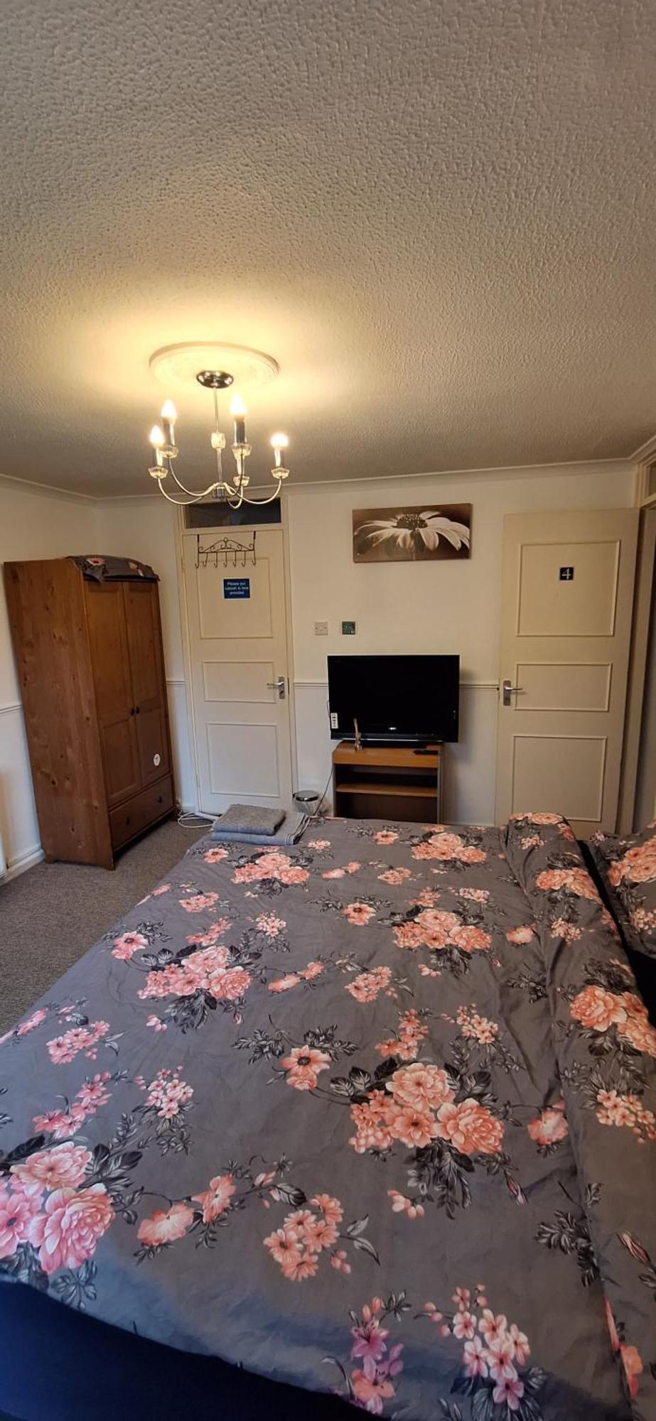 Spacious And Serene Stay Near Milton Keynes Centre Willen Δωμάτιο φωτογραφία